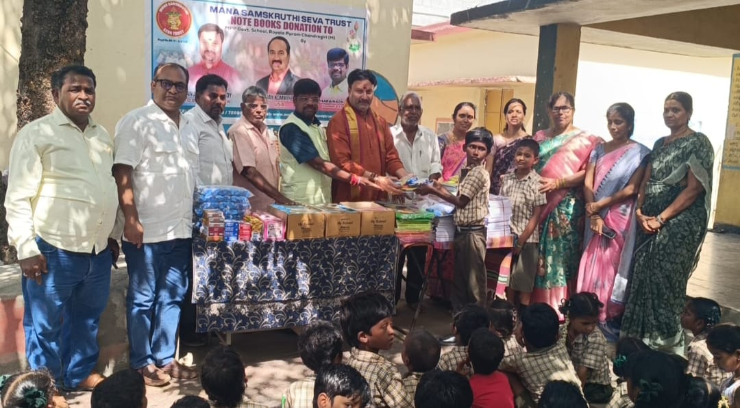 Trust Distributes Educational Kits-13